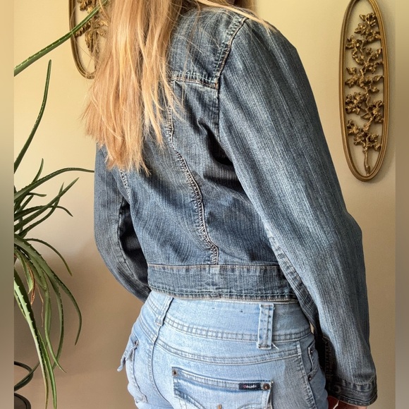 CAbi Blue Jean Jacket with Unique Buttons - Picture 4 of 11